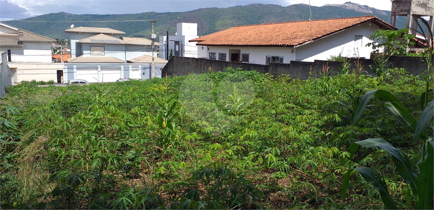 Terreno à venda em Jardim do Lago, Atibaia, SP