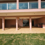 Casa à venda com 4 quartos, sendo 1 suíte,  no condomínio Jardim Shangri-lá, Atibaia - SP