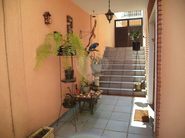 Sobrado à venda com 3 quartos, sendo 2 suítes,  em Jardim Franca, São Paulo, SP