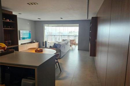 Apartamento à venda com 2 suítes em Vila Andrade, São Paulo, SP