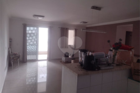Apartamento à venda com 3 quartos, sendo 1 suíte, em Vila Polopoli, São Paulo, SP
