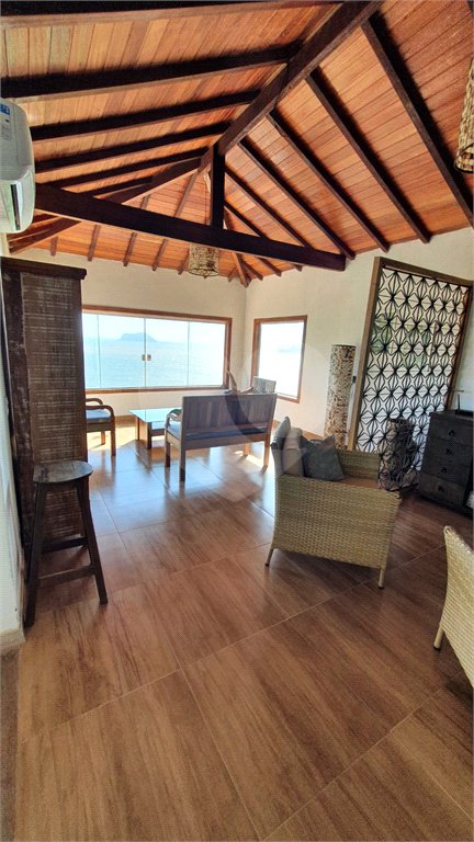 Casa à venda com 4 suítes em Praia Rasa, Armação dos Búzios, RJ