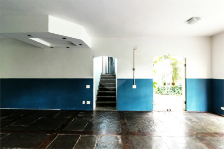 Casa à venda com 4 quartos, sendo 1 suíte, em Jardim das Bandeiras, São Paulo, SP