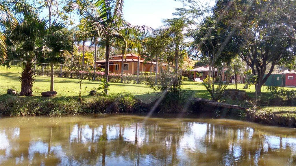 Chácara à venda com 3 quartos, sendo 1 suíte, em Área Rural de Louveira, Louveira, SP