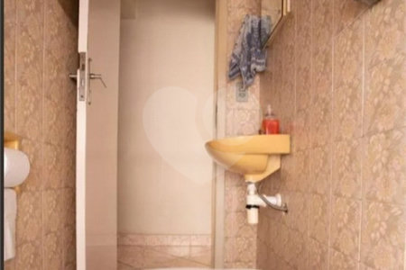 Sobrado à venda com 3 quartos em Planalto Paulista, São Paulo, SP