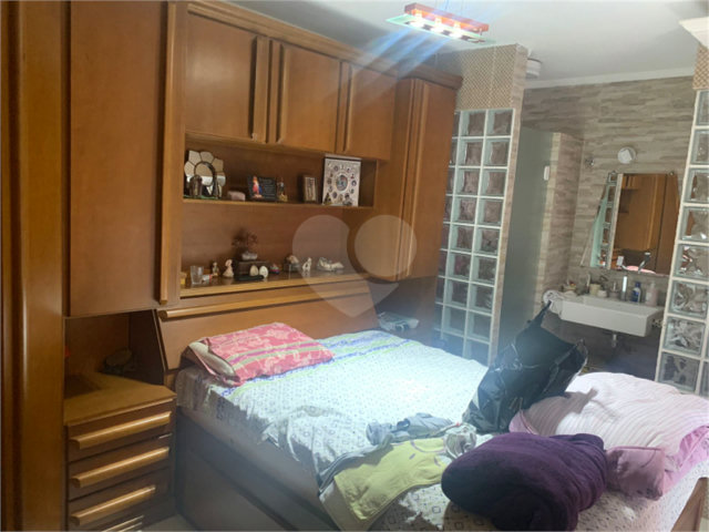 Sobrado à venda com 4 quartos em Santana, São Paulo, SP