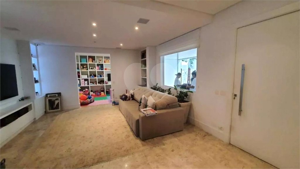 Casa à venda com 3 suítes no condomínio Metropolitan, São Paulo - SP
