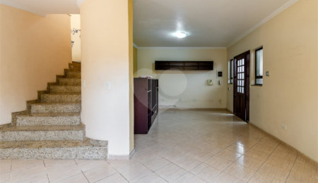 Casa à venda com 3 quartos, sendo 1 suíte,  em São Judas, São Paulo, SP