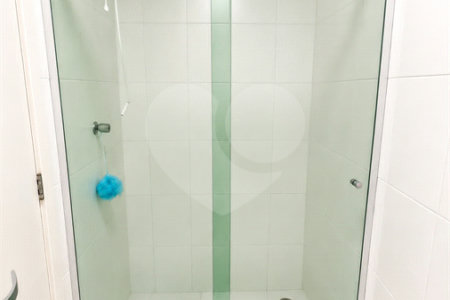Apartamento à venda com 2 quartos, sendo 1 suíte, em Vila Assis Brasil, Mauá, SP