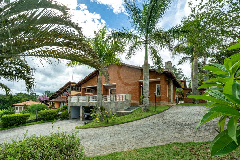 Sobrado à venda com 4 suítes em Vila Moraes, São Paulo, SP