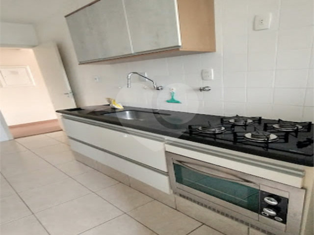 Apartamento à venda com 3 quartos em Jardim Marajoara, São Paulo, SP