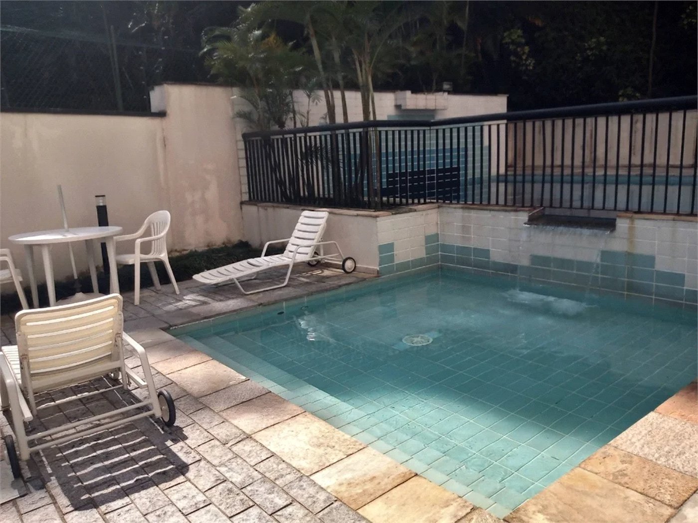 Apartamento à venda com 3 suítes em Vila Suzana, São Paulo, SP