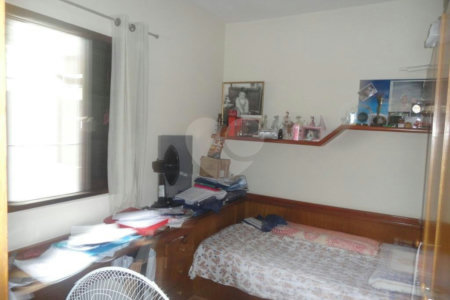 Casa Térrea à venda com 3 quartos, sendo 1 suíte, em Santa Teresinha, São Paulo, SP