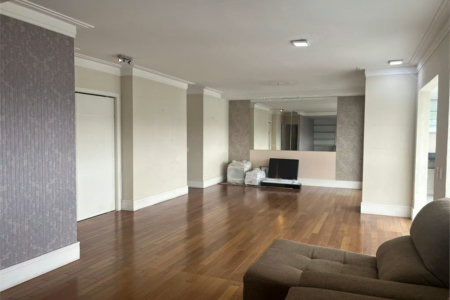 Apartamento à venda com 3 suítes em Vila Andrade, São Paulo, SP