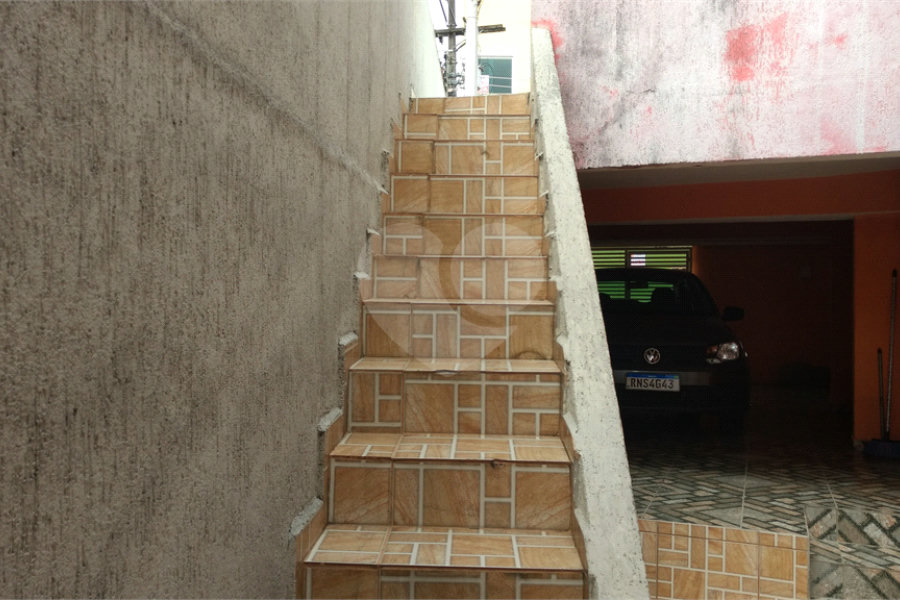 Sobrado à venda com 3 quartos, sendo 1 suíte, em Parada Inglesa, São Paulo, SP