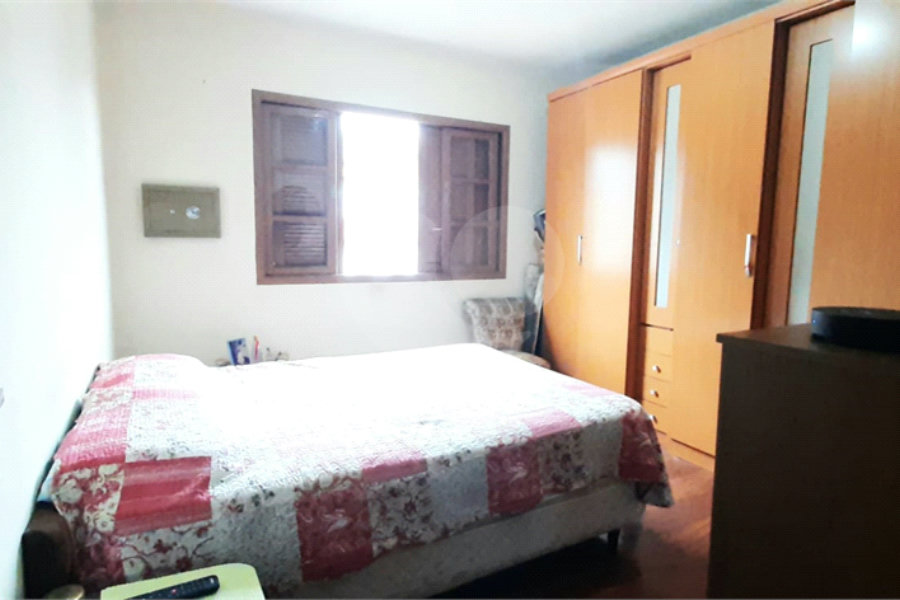 Sobrado à venda com 2 quartos em Tremembé, São Paulo, SP