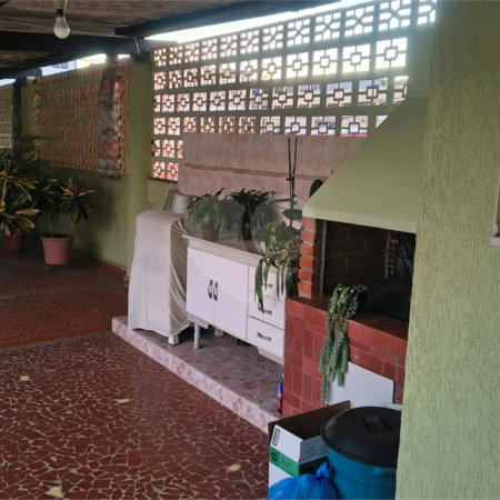 Terreno à venda com 6 quartos em Parque Peruche, São Paulo, SP