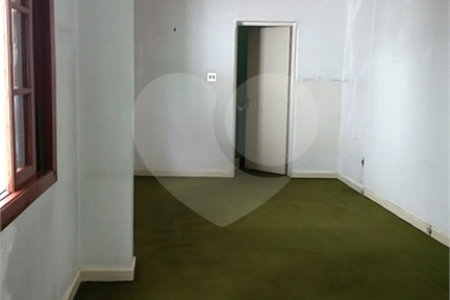 Sobrado à venda ou para alugar com 3 quartos, sendo 1 suíte, em Santana, São Paulo, SP