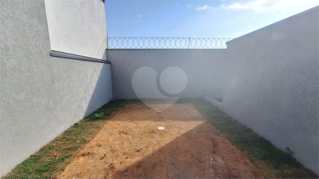 Casa de Vila à venda com 2 suítes em Wanel Ville, Sorocaba, SP