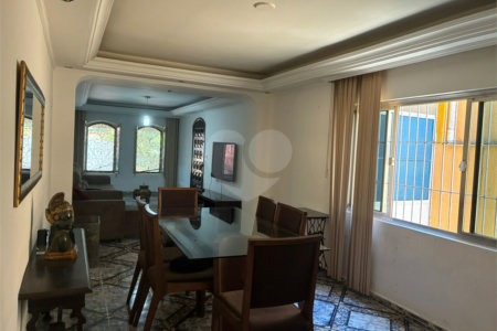 Sobrado à venda com 4 quartos, sendo 1 suíte,  em Vila Guilherme, São Paulo, SP