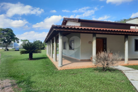 Casa à venda com 3 quartos, sendo 1 suíte,  em Distrito Industrial do Lageado, Salto, SP