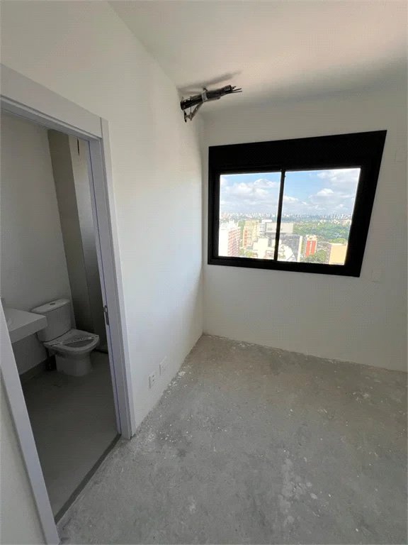 Apartamento à venda com 3 suítes em Pinheiros, São Paulo, SP