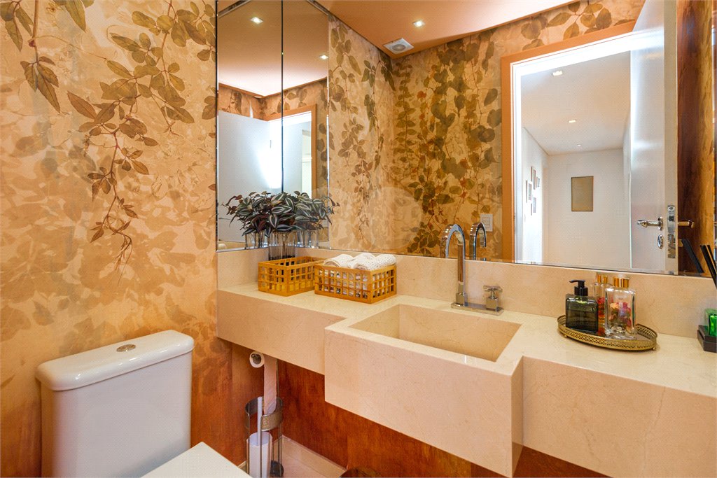 Apartamento à venda com 3 suítes em Saúde, São Paulo, SP