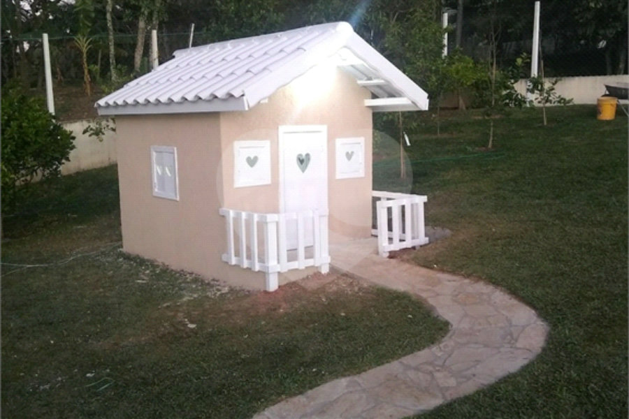 Casa à venda com 3 quartos, sendo 1 suíte, em Serra da Cantareira, Mairiporã, SP