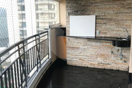 Apartamento à venda com 2 quartos, sendo 1 suíte, em Vila Andrade, São Paulo, SP