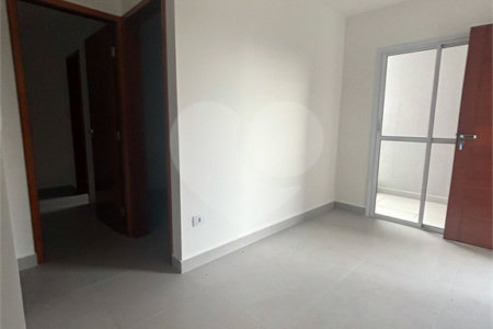 Casa à venda com 2 quartos, sendo 1 suíte, no condomínio Maracujas, São Paulo - SP