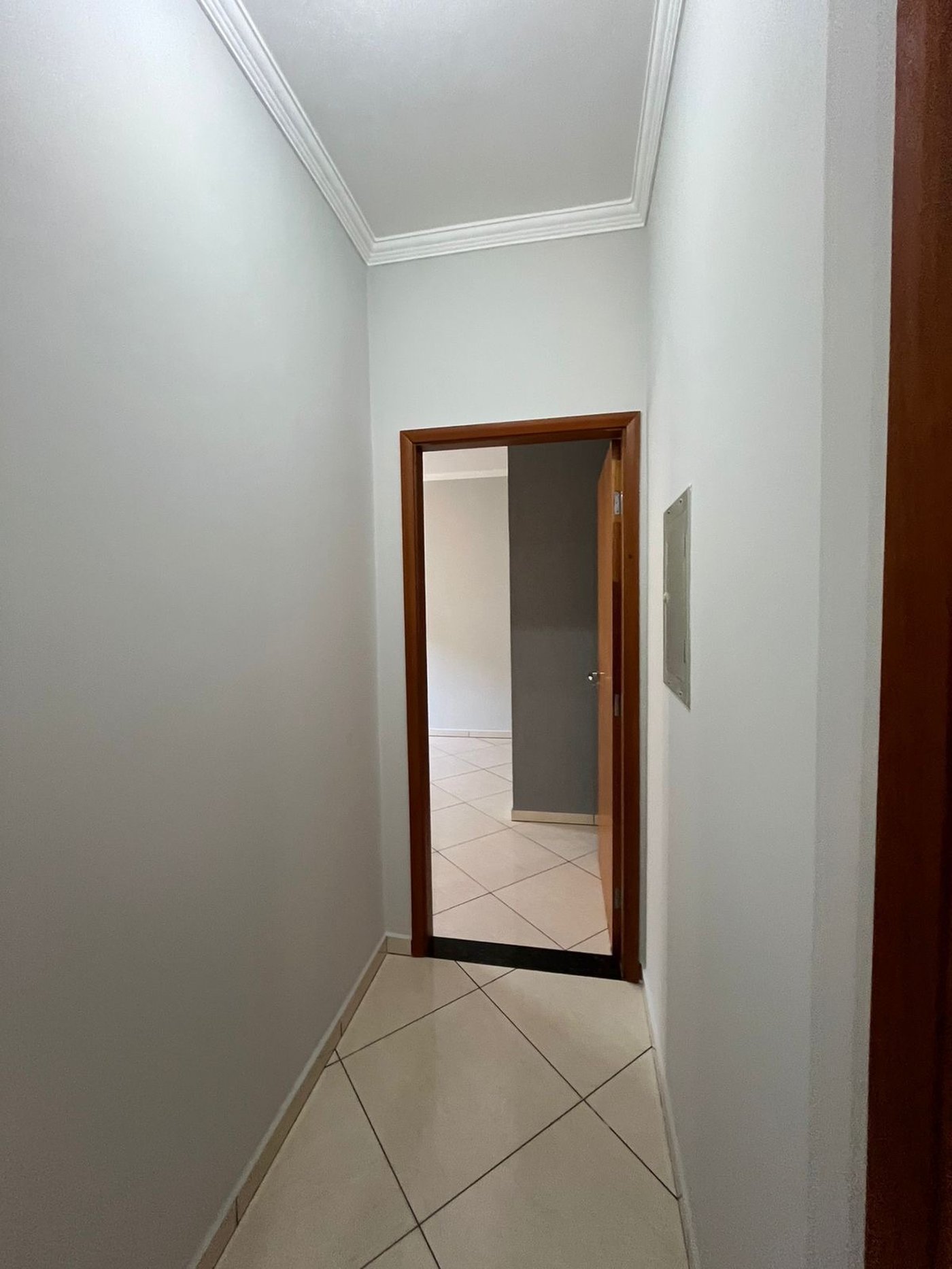 Casa à venda com 4 quartos, sendo 1 suíte,  em Jardim Maristela, Três Lagoas, MS