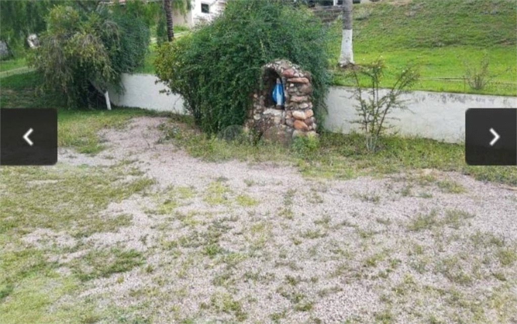 Chácara à venda ou para alugar com 4 quartos, sendo 1 suíte, em Vila Omízollo, Louveira, SP