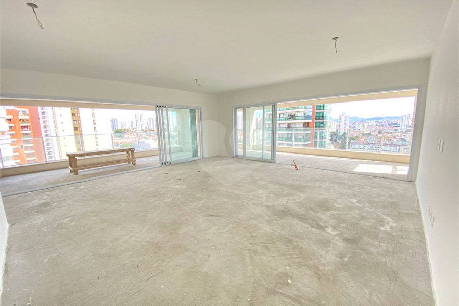 Apartamento à venda com 4 suítes em Santana, São Paulo, SP