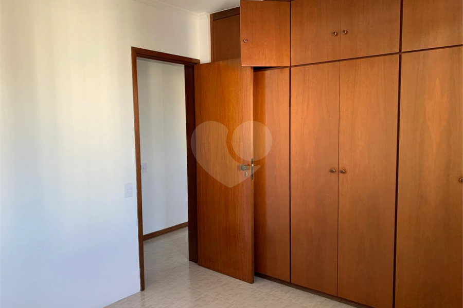 Apartamento à venda com 3 quartos, sendo 1 suíte,  em Jabaquara, São Paulo, SP