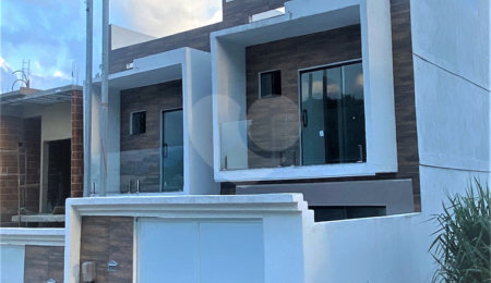 Casa à venda com 2 suítes em Campo Grande, Rio de Janeiro, RJ