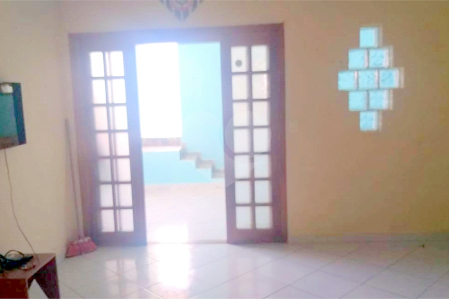 Casa à venda com 6 quartos, sendo 4 suítes, em Santana, São Paulo, SP
