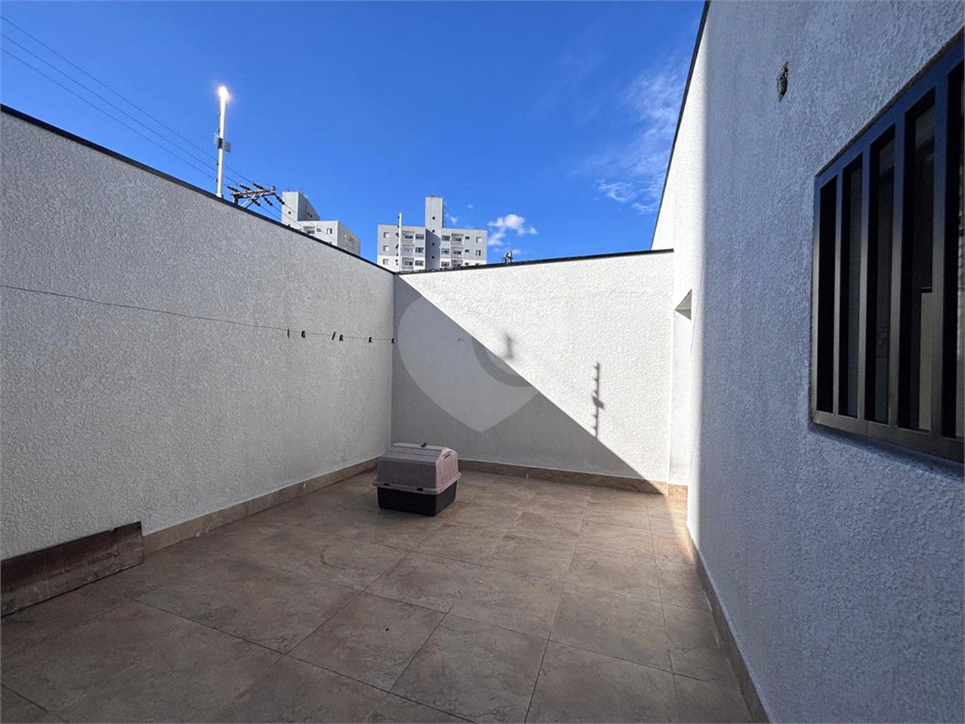 Casa à venda com 3 quartos, sendo 1 suíte, em Parque Três Meninos, Sorocaba, SP