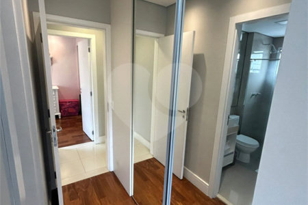 Apartamento à venda com 2 suítes em Parque Reboucas, São Paulo, SP