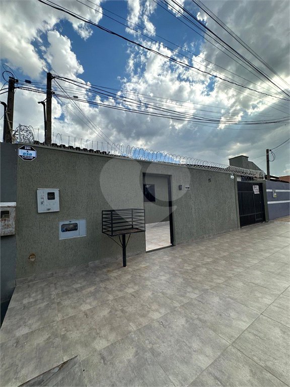 Casa à venda com 4 quartos, sendo 2 suítes, em Residencial Ponta Porã I, Ponta Porã, MS