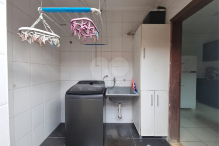 Casa à venda com 3 quartos, sendo 1 suíte,  no condomínio Bella Vista, Sorocaba - SP