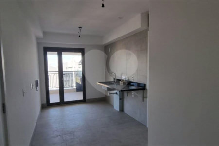 Apartamento à venda com 3 suítes em Moema, São Paulo, SP