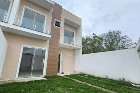 Casa à venda com 2 suítes no condomínio Loteamento Monte Libano, Rio de Janeiro - RJ