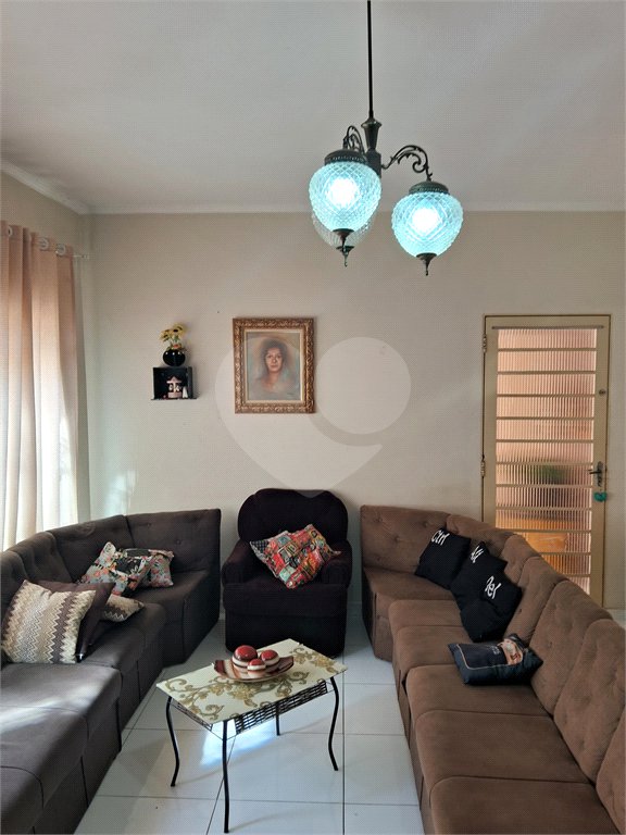 Casa à venda com 4 quartos, sendo 1 suíte, em Parque Boa Esperança, Indaiatuba, SP