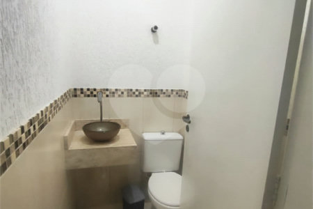 Casa à venda com 4 quartos, sendo 1 suíte, em Ivoturucaia, Jundiaí, SP