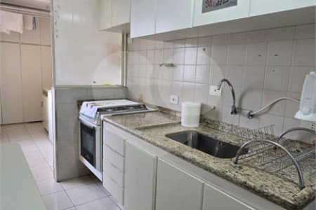 Apartamento à venda com 3 quartos em Vila Campestre, São Paulo, SP