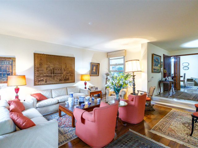 Apartamento à venda com 3 quartos, sendo 1 suíte,  em Bela Vista, São Paulo, SP