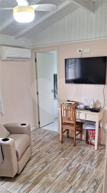 Casa à venda com 3 quartos, sendo 1 suíte, em Condomínio Flamboyant-b, Atibaia, SP
