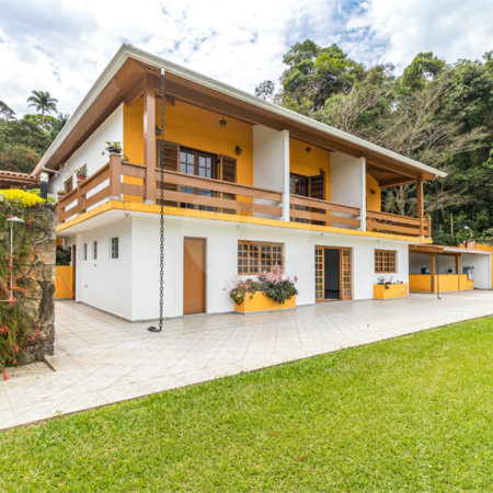Chácara à venda com 4 quartos, sendo 2 suítes, em Portão, Atibaia, SP