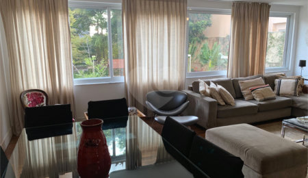 Apartamento à venda com 4 quartos, sendo 1 suíte,  em Chácara Santo Antônio, São Paulo, SP