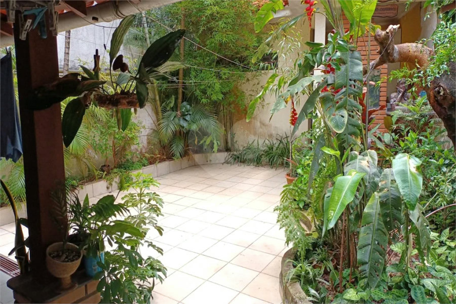 Sobrado à venda com 3 quartos, sendo 1 suíte, em Tremembé, São Paulo, SP
